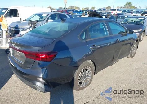 2024 Kia Forte Lxs z USA, uszkodzony, nr VIN 3KPF24AD6RE773153